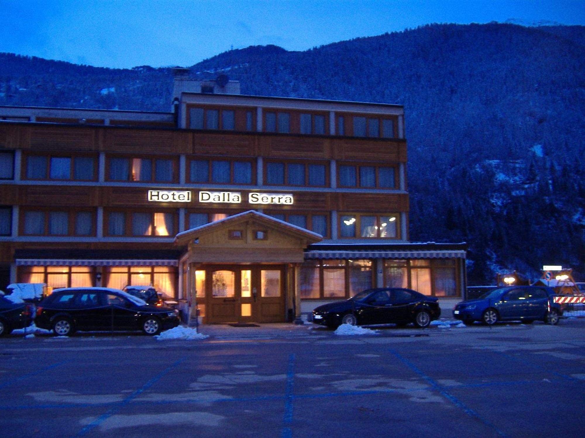 Hotel Dalla Serra Mezzana  Esterno foto