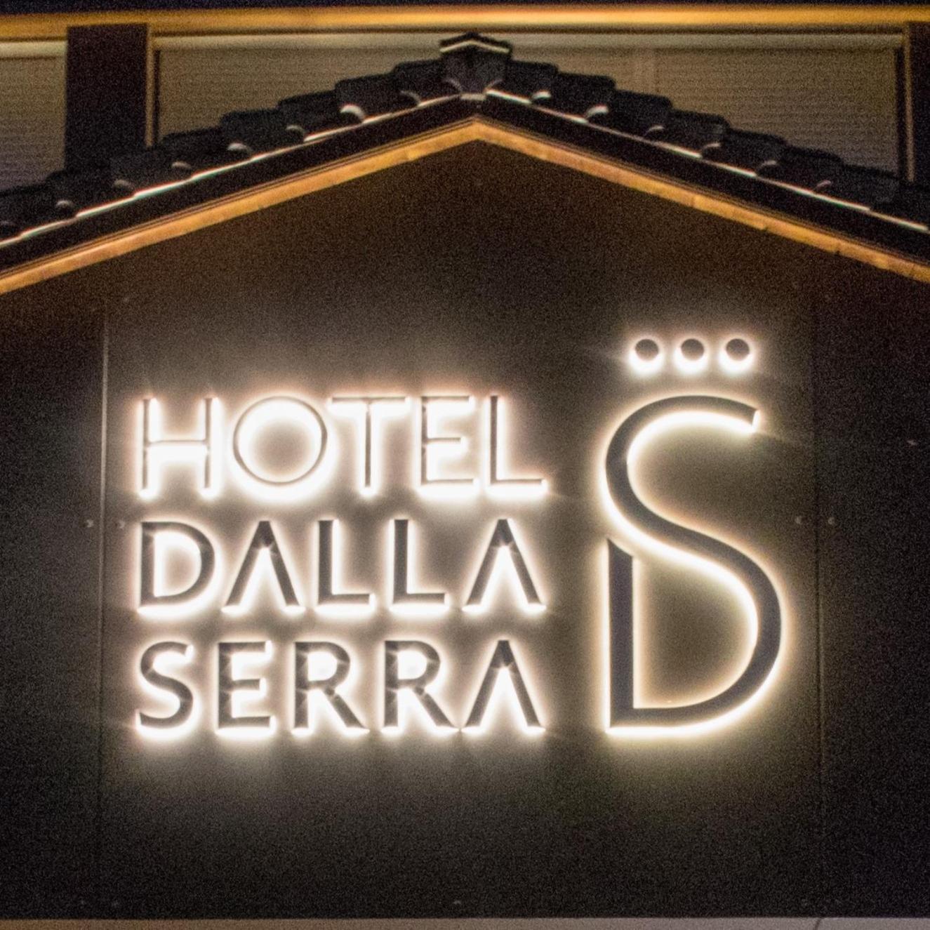 Hotel Dalla Serra Mezzana  Esterno foto