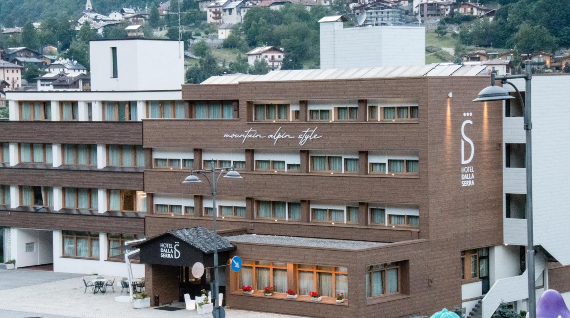 Hotel Dalla Serra Mezzana  Esterno foto