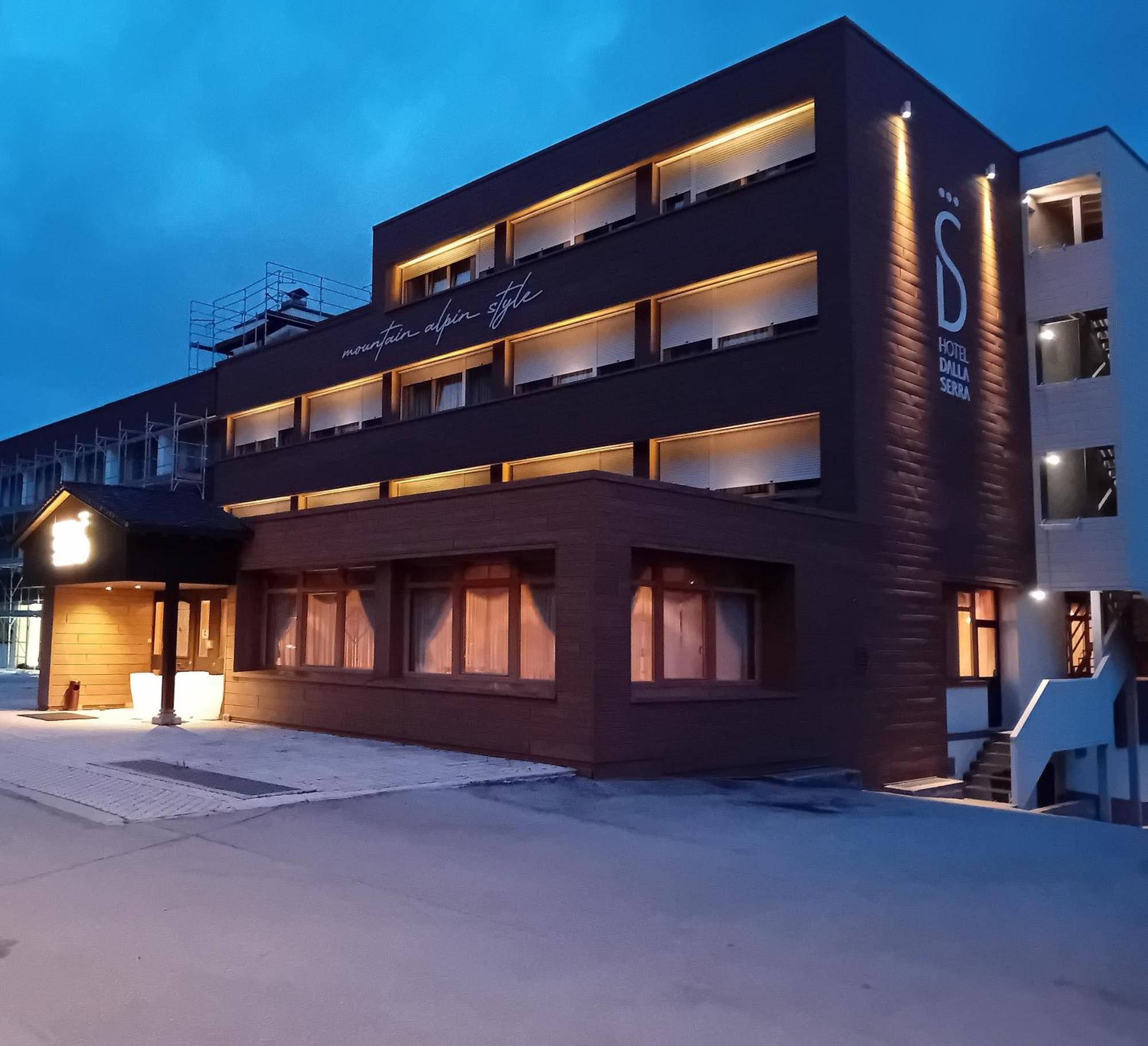 Hotel Dalla Serra Mezzana  Esterno foto