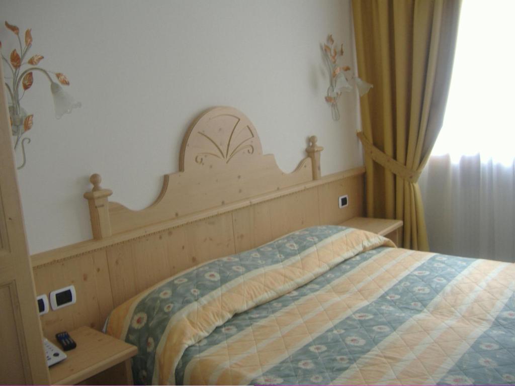 Hotel Dalla Serra Mezzana  Camera foto