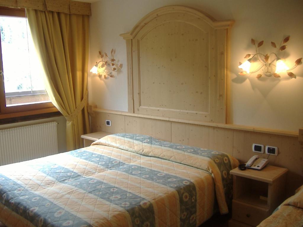 Hotel Dalla Serra Mezzana  Camera foto