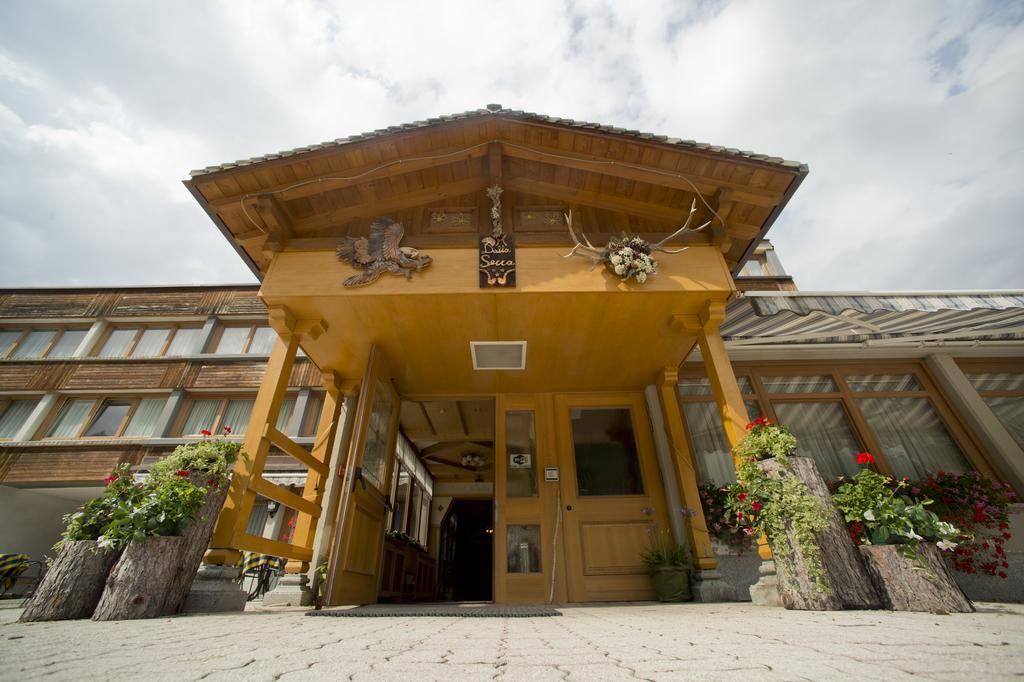 Hotel Dalla Serra Mezzana  Esterno foto