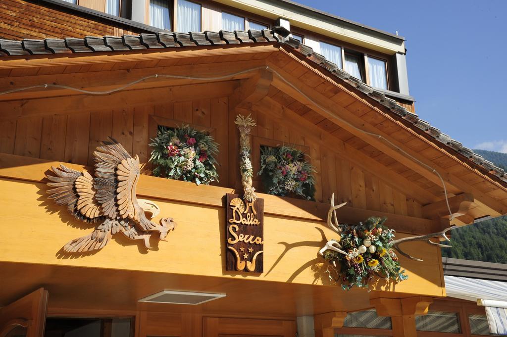 Hotel Dalla Serra Mezzana  Esterno foto