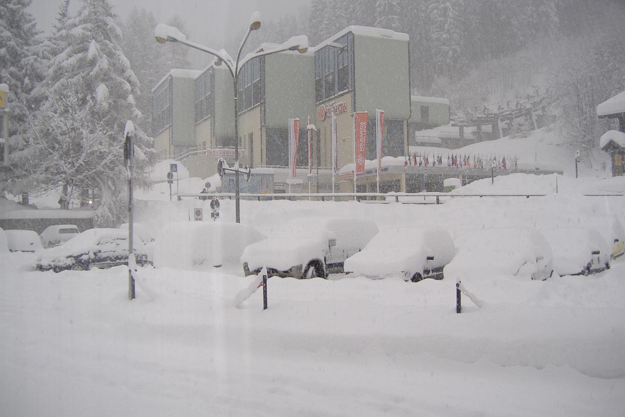 Hotel Dalla Serra Mezzana  Esterno foto