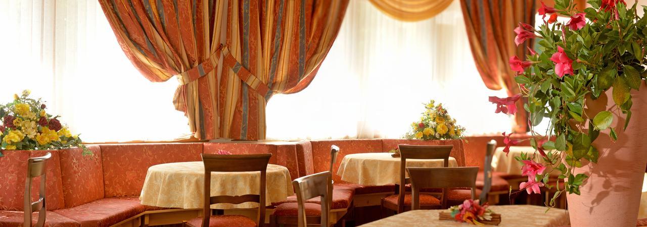 Hotel Dalla Serra Mezzana  Esterno foto