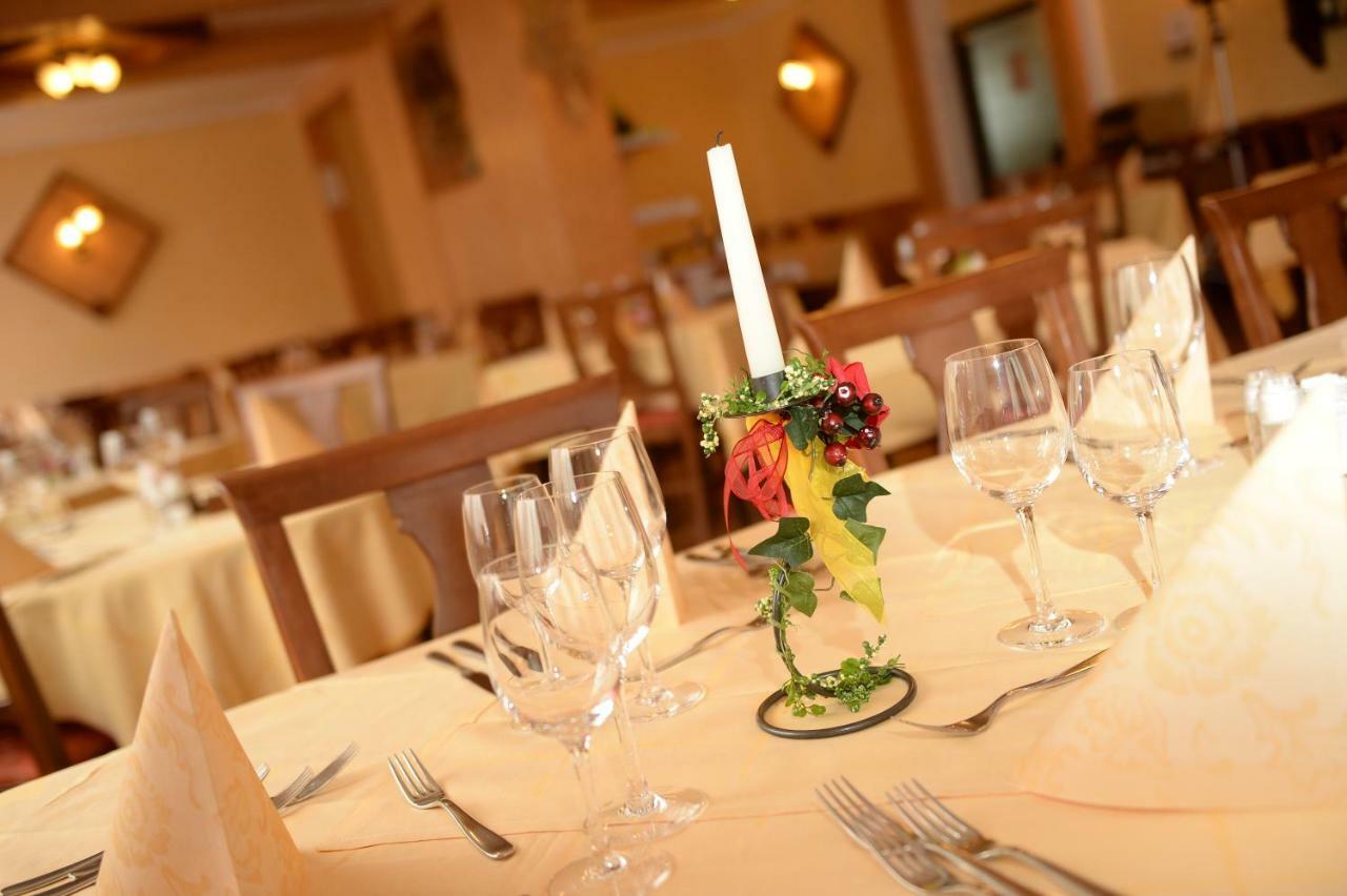 Hotel Dalla Serra Mezzana  Esterno foto