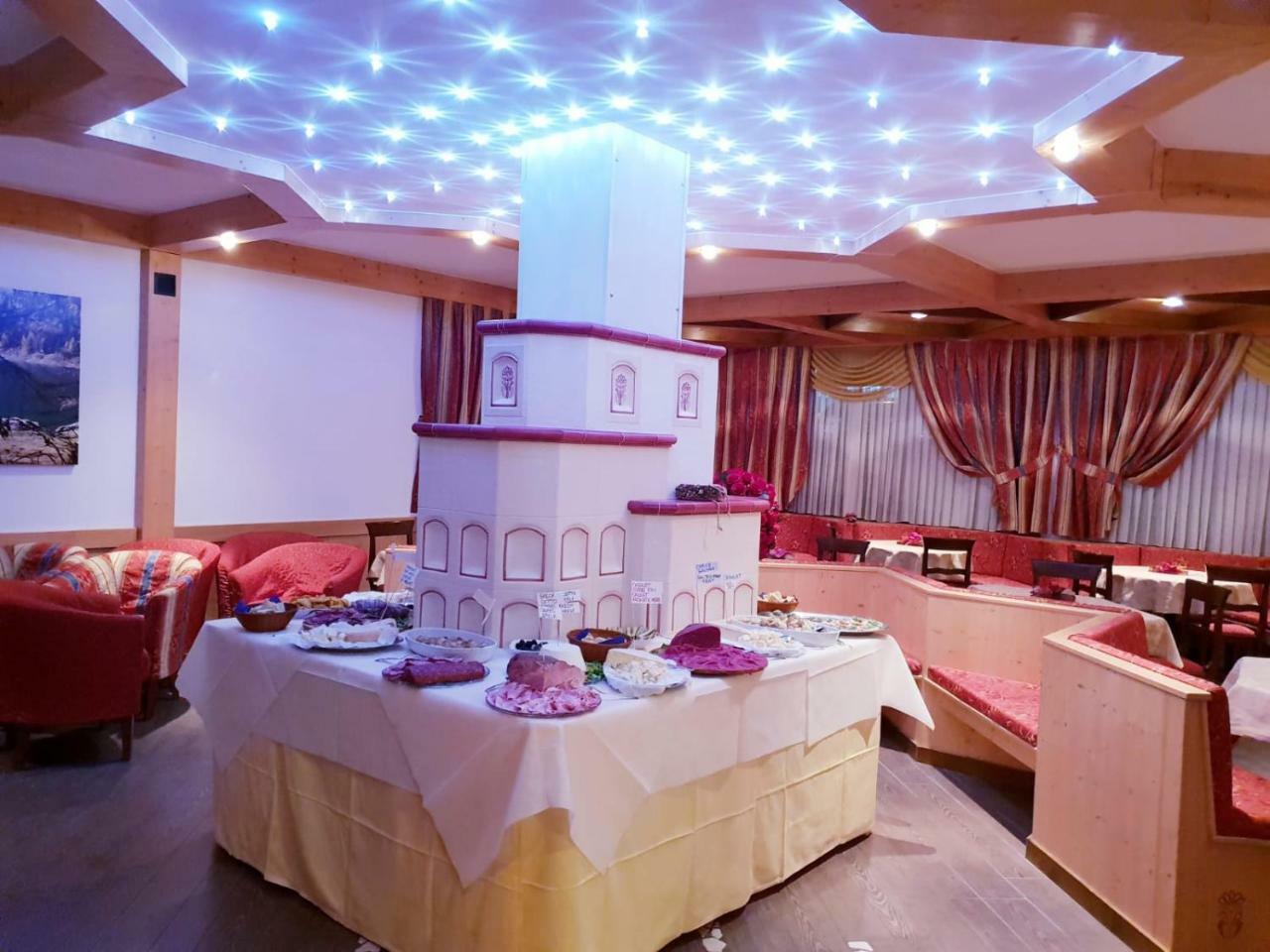 Hotel Dalla Serra Mezzana  Esterno foto